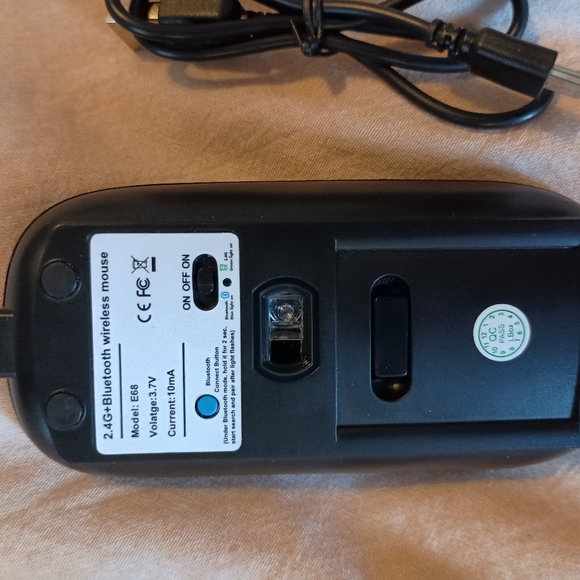 Nwot XBOSS  X5 Ultra thin Bluetooth wireless rechargeable mouse. - Picture 10 of 14